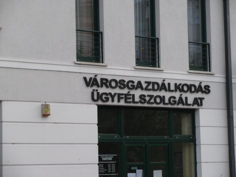 ÜNNEPI NYITVATARTÁS - ÜGYFÉLSZOLGÁLAT